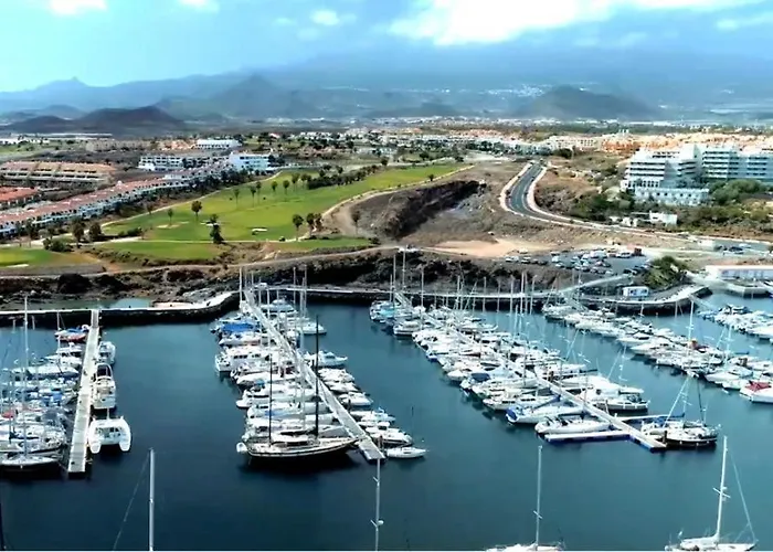 Úszó hotel Velero Passionetenerife *