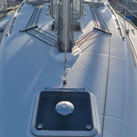 Velero Passionetenerife 보트호텔 *