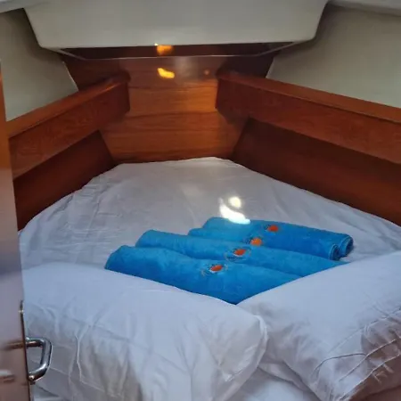 Velero Passionetenerife Botel *