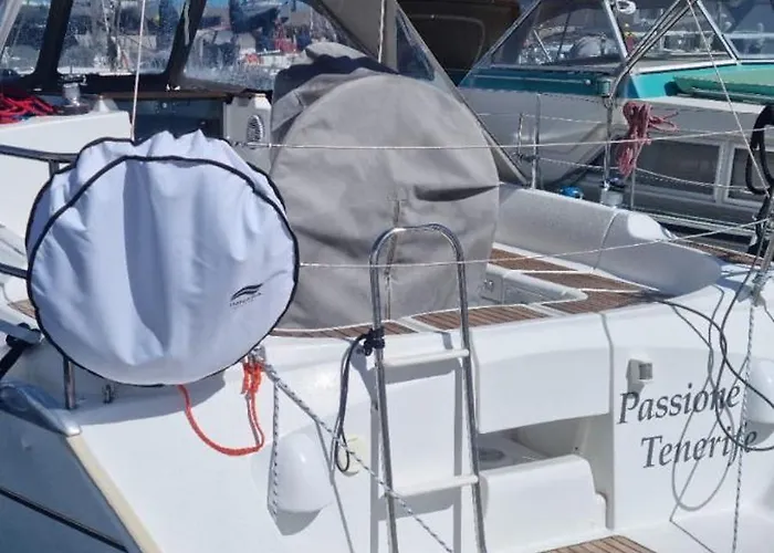 بوتيل Velero Passionetenerife